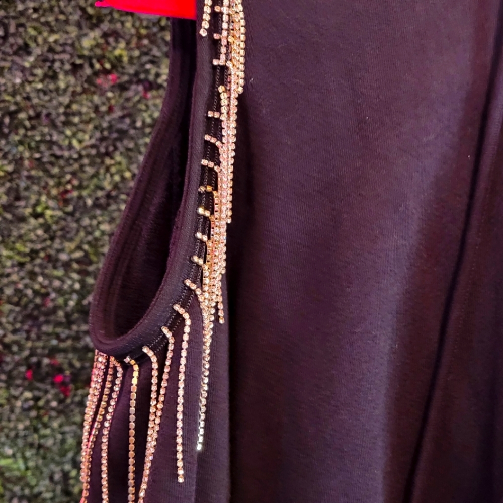 Black hoodie - Picture 2 of 4